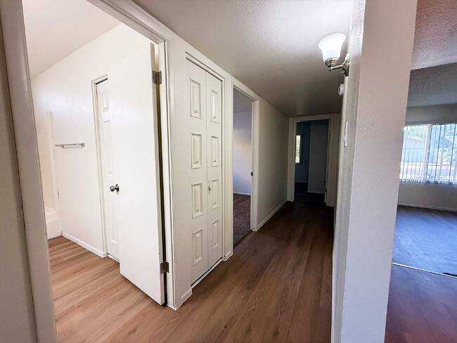 Building Photo - Fully Remodeled Home in Prime Location – Move-In Ready!