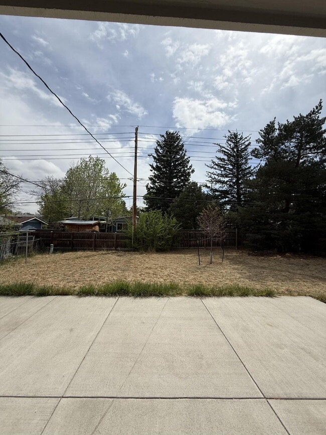 Building Photo - 3-Bedroom Home Available August 5th!