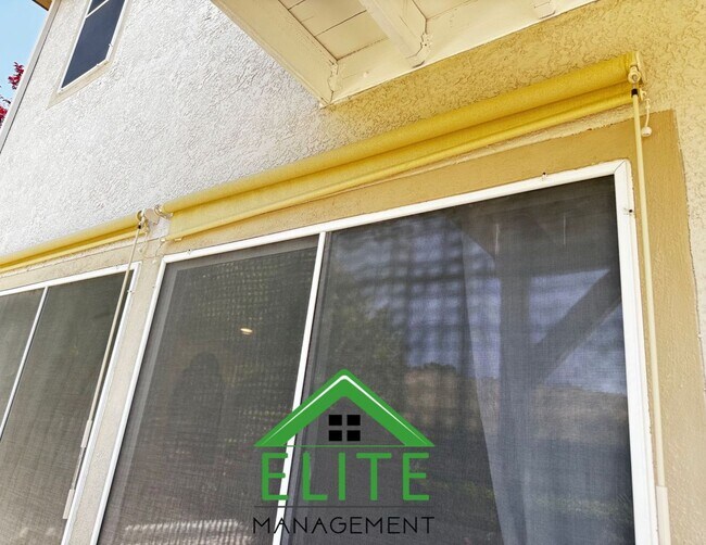 Building Photo - Scenic View Balcony and Beautiful 4-Bedroo...