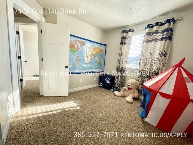 Building Photo - 3874 Coastal Dune Dr