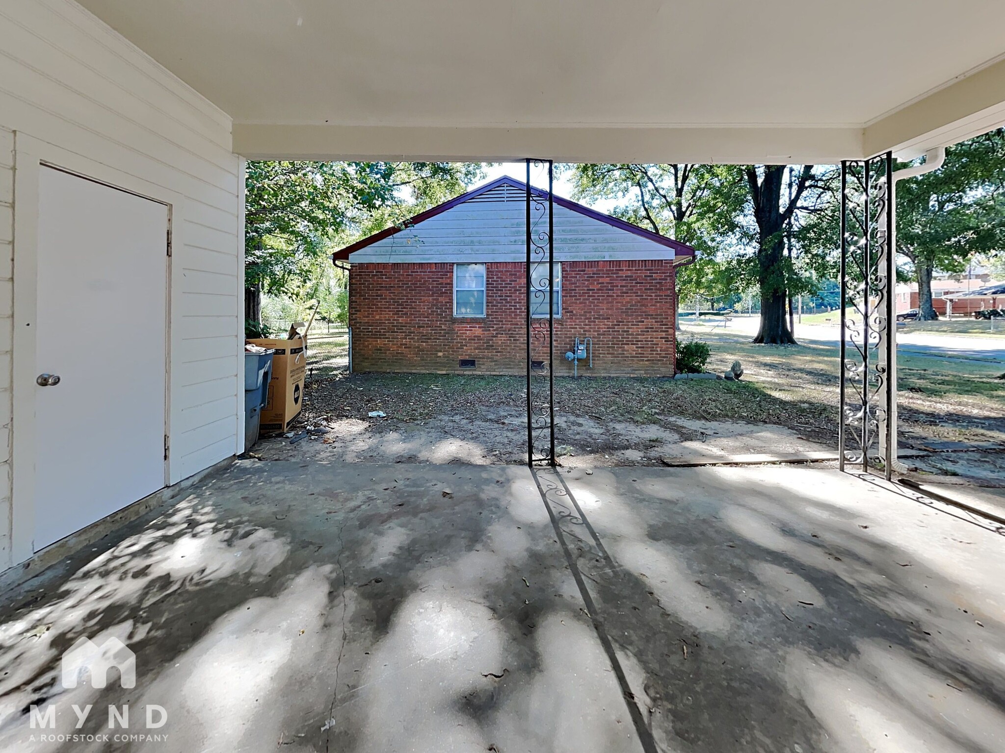 Building Photo - 3996 Mountain Terrace St