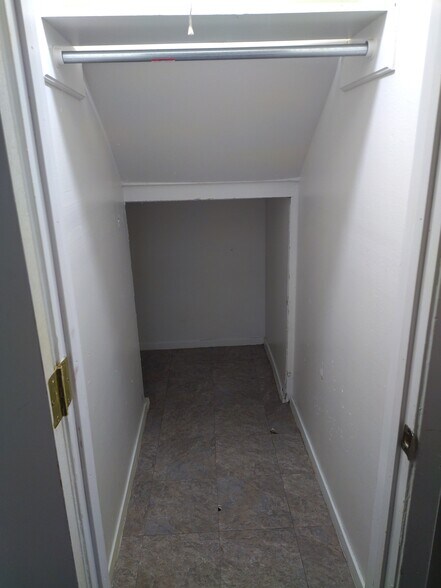 Building Photo - 4317 53rd St