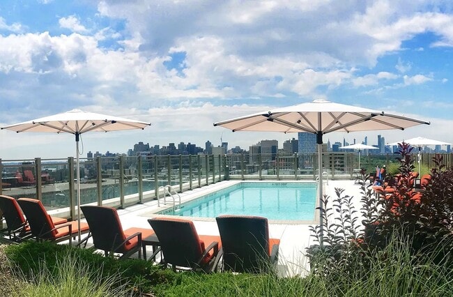 Building Photo - 1280 Fifth  apt. 15B