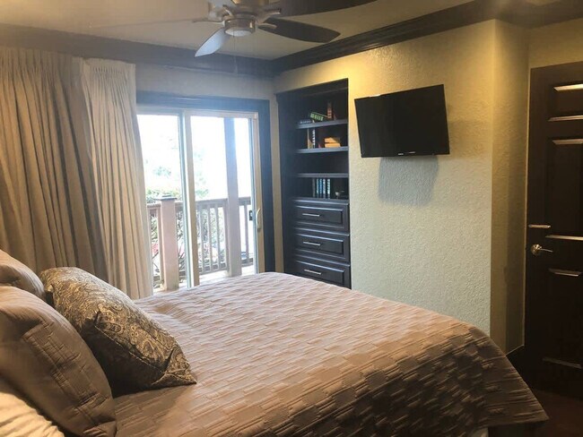 Building Photo - 14805 Dutchmans Dr