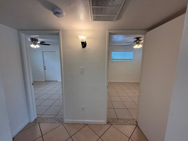 Building Photo - 4 Bedroom Home with Large Backyard | Modern Landscaping | Utilities Included