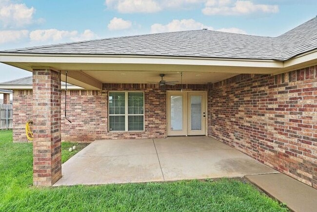 Building Photo - 8108 Knoxville Dr