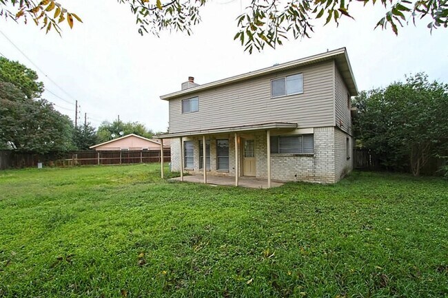 Building Photo - 24123 Bassett Hall Ln