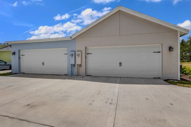 Building Photo - 243 Hang Loose Wy