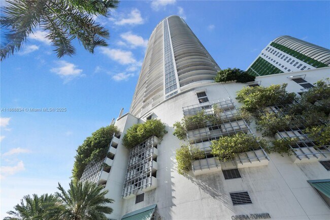 Building Photo - 1750 N Bayshore Dr