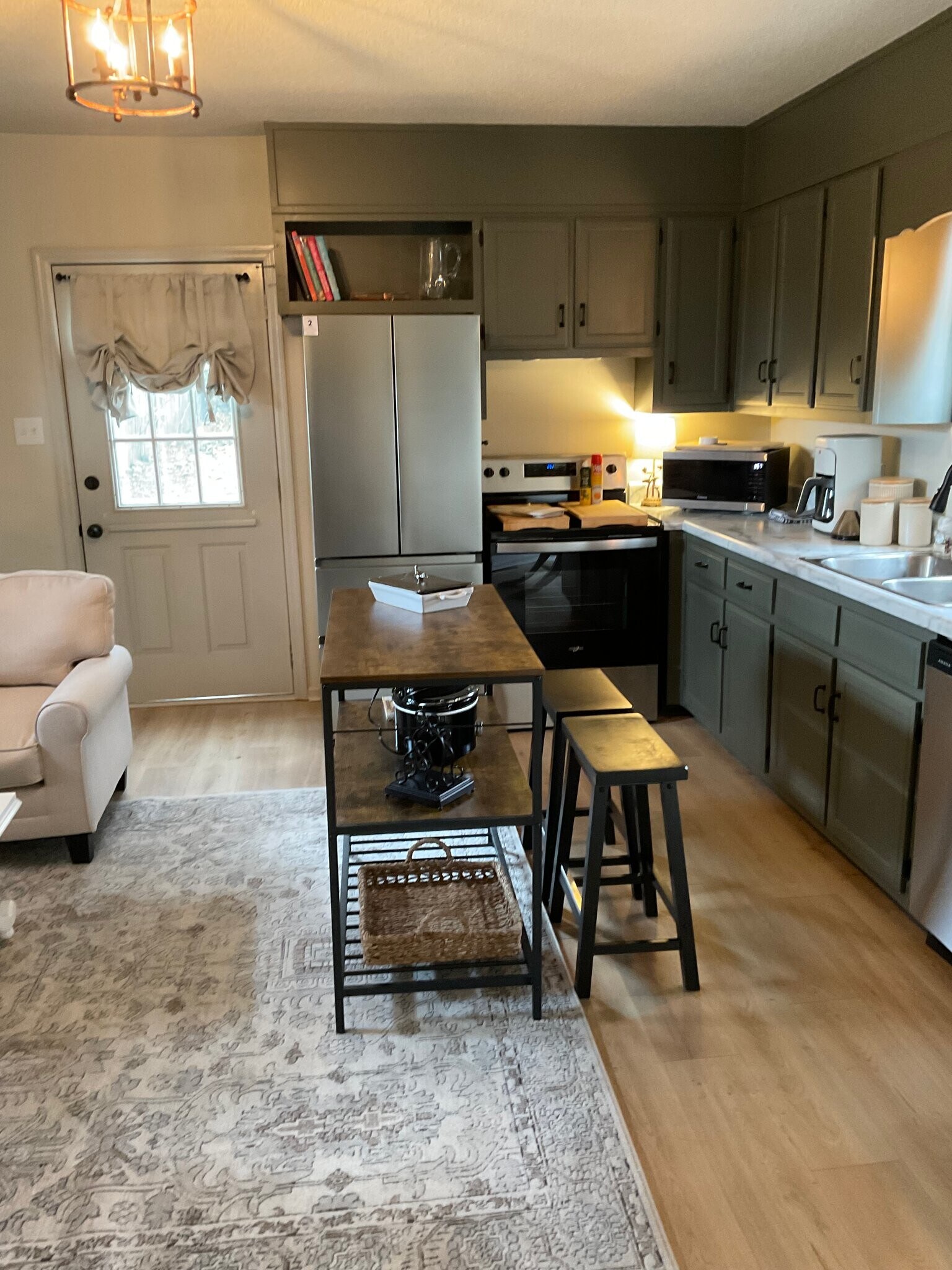 Building Photo - 212 Washington St W