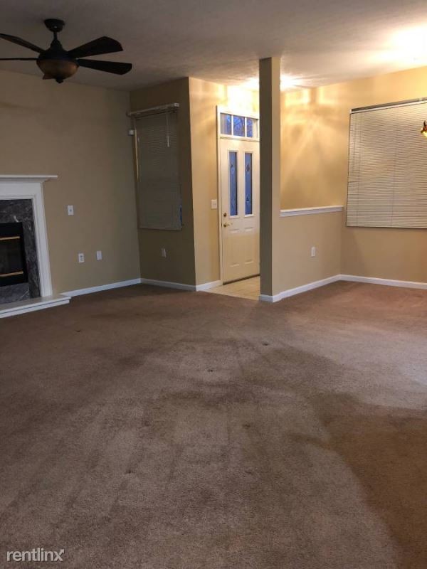 Building Photo - 7576 Mansion Cir