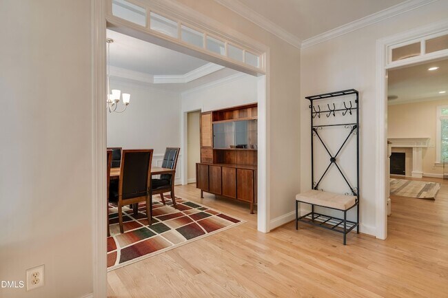 Building Photo - 117 Buckhurst Dr