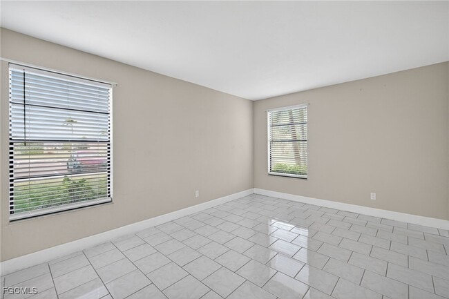 Building Photo - 13134 Feather Sound Dr