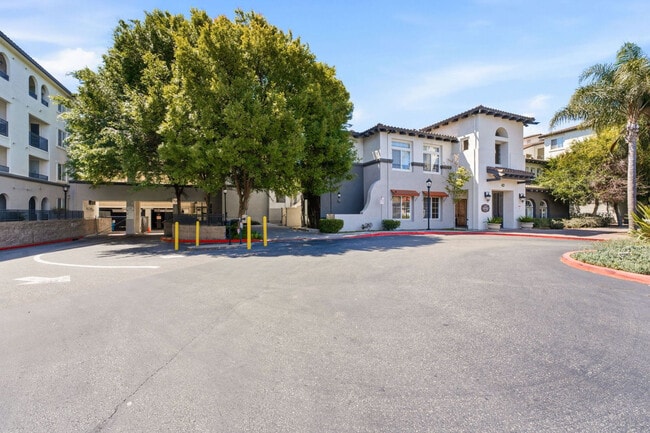 Building Photo - 730 Agnew Rd