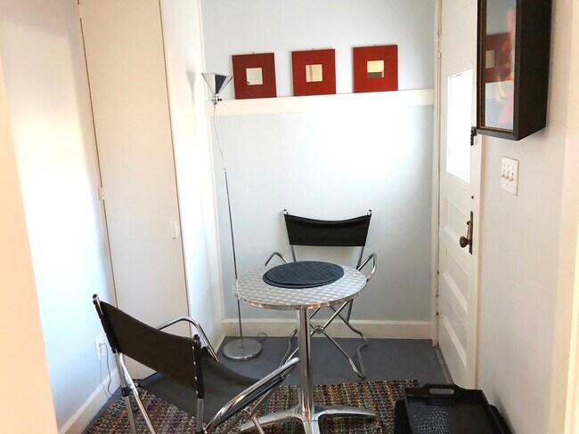 Building Photo - 6 Wyman Rd