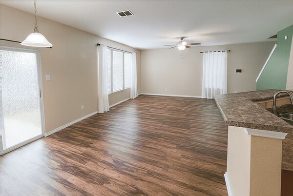 Building Photo - 9838 Twinbear Creek