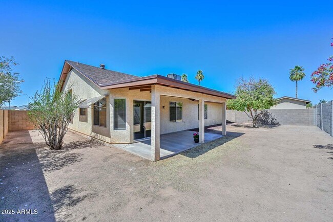 Building Photo - 6623 N 85th Ave