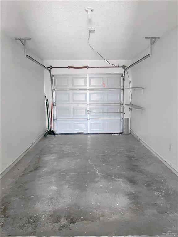 Building Photo - 28 N 38th St