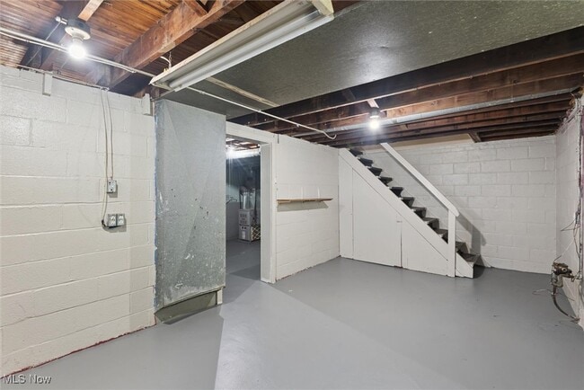 Building Photo - 4723 W 125th St