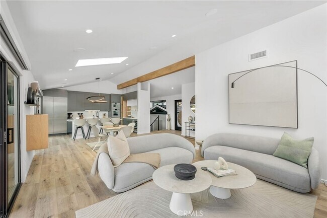 Building Photo - 34031 Mazo Dr