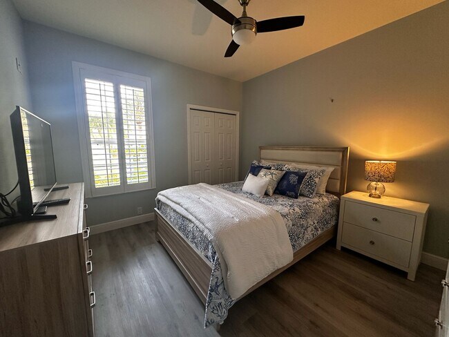 Building Photo - 9240 Bayberry Bend