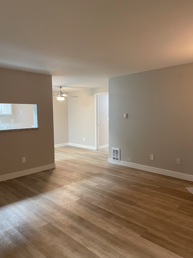 Floorplan - Redmond Park Apts