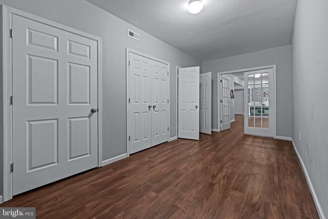 Building Photo - 4018 Tiber Falls Dr