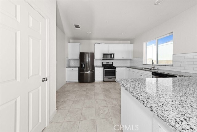 Building Photo - 11640 Eldridge Ave