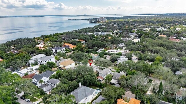 Building Photo - 3003 W Harbor View Ave