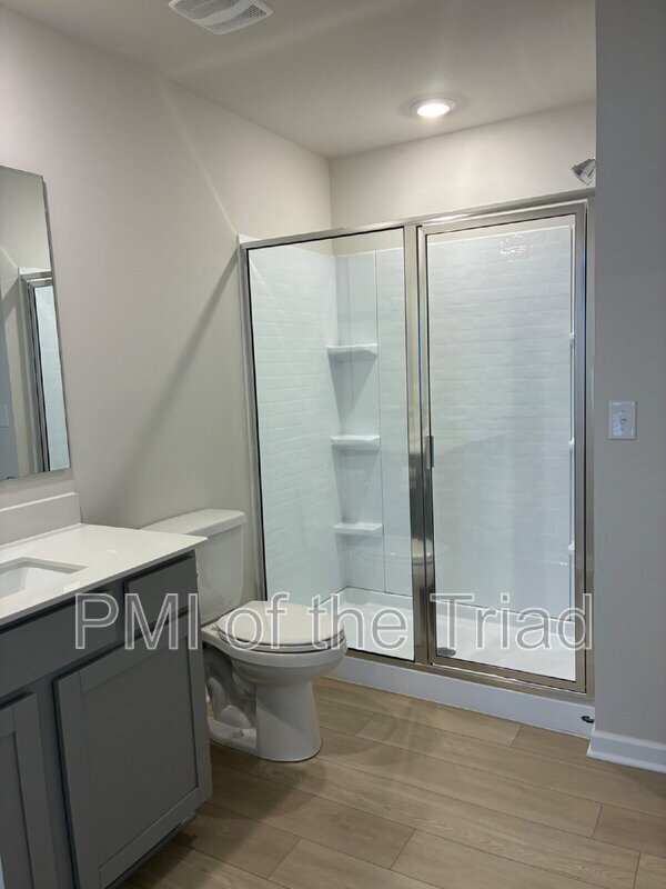 Building Photo - 1817 Autumn Mist Dr