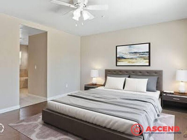 Building Photo - Stunning 4 bedroom Home In Gated Community!