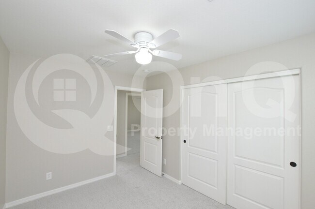 Building Photo - 971 S Brewer Dr