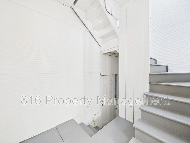 Building Photo - 2712 Park Ave