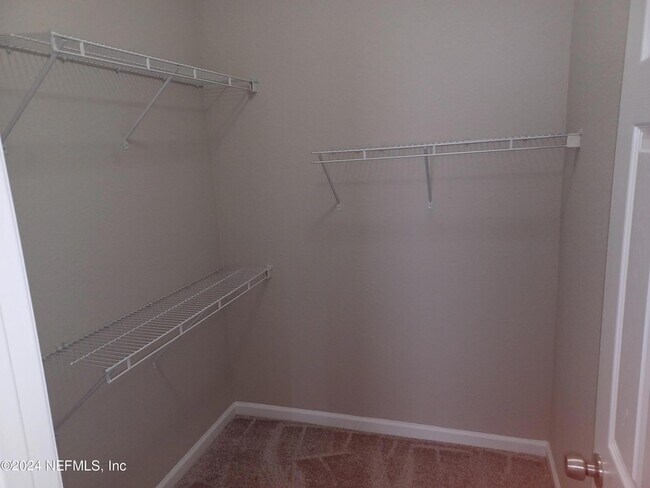 Building Photo - 10075 Gate Pkwy N