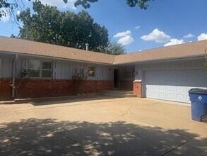 Building Photo - 9909 Sunnymeade Pl