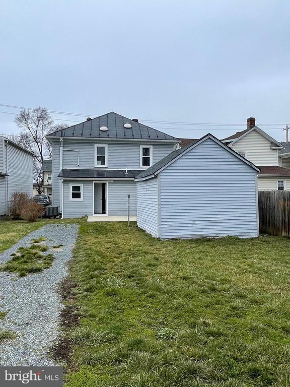 Building Photo - 318 Highland Ave