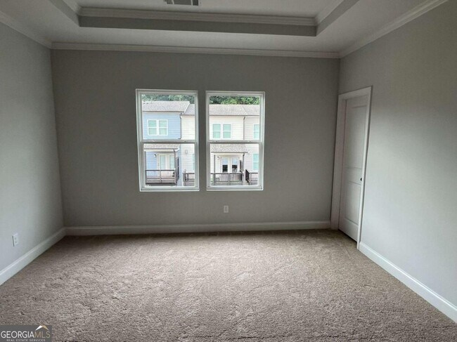 Building Photo - 327 Maltibie Dr