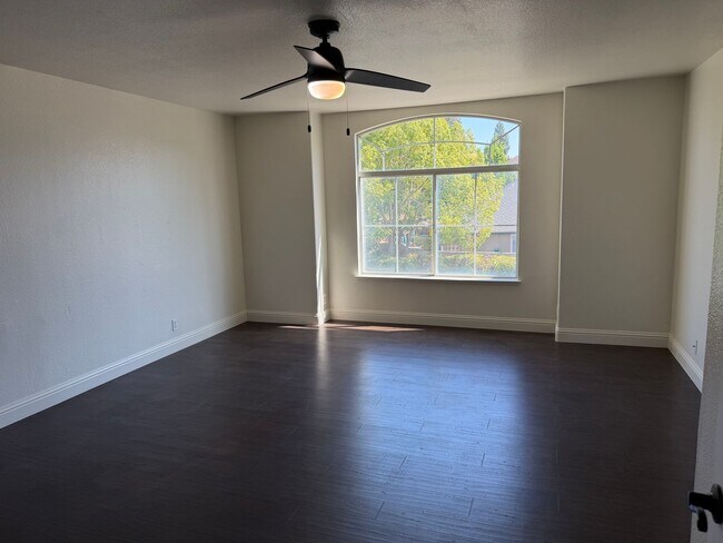 Building Photo - 9223 Camden Lake Way