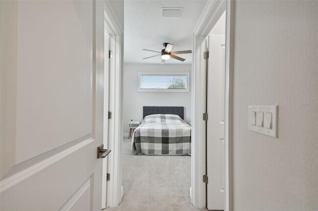 Building Photo - 5700 Interbay Blvd