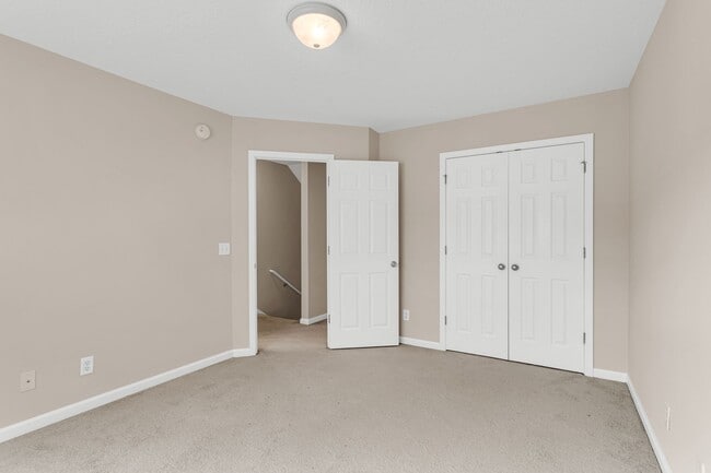Building Photo - 13 Cypress Ln