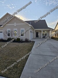 Building Photo - Newer Two Bedroom Townhome