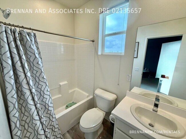 Building Photo - 1455 Banahaw Way