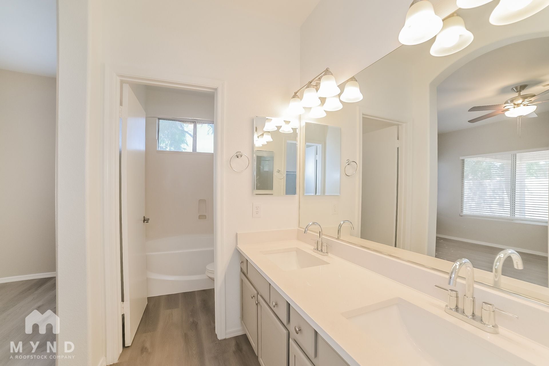 Building Photo - 2607 S 156th Ave