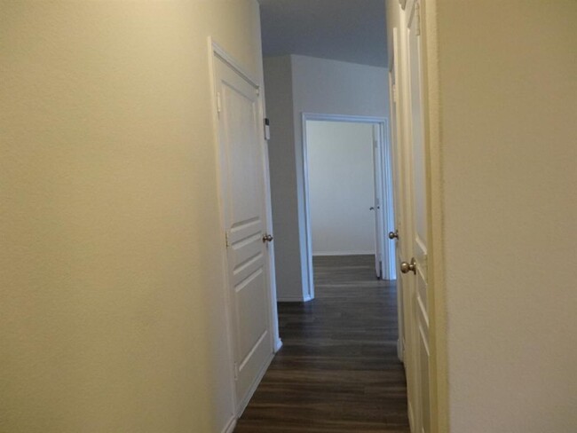 Building Photo - 4418 Windmill Run Dr