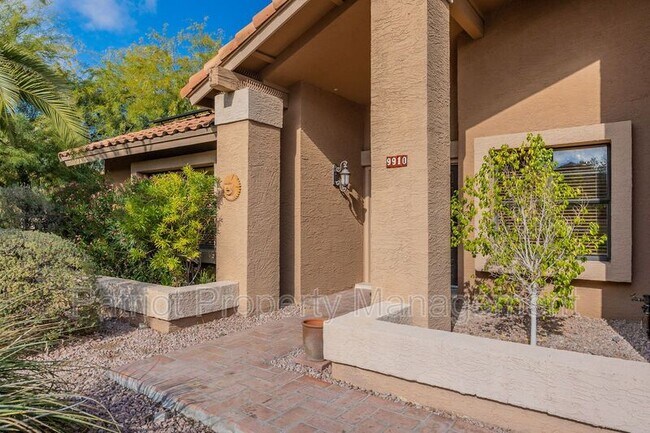 Building Photo - 9910 E Sutton Dr