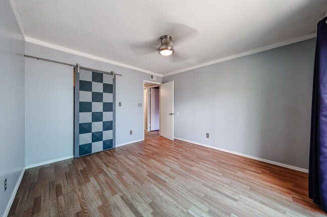 Building Photo - 3135 N 38th St