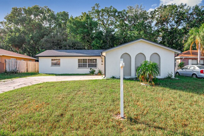 Primary Photo - Centrally located in Altamonte Springs, Fl...