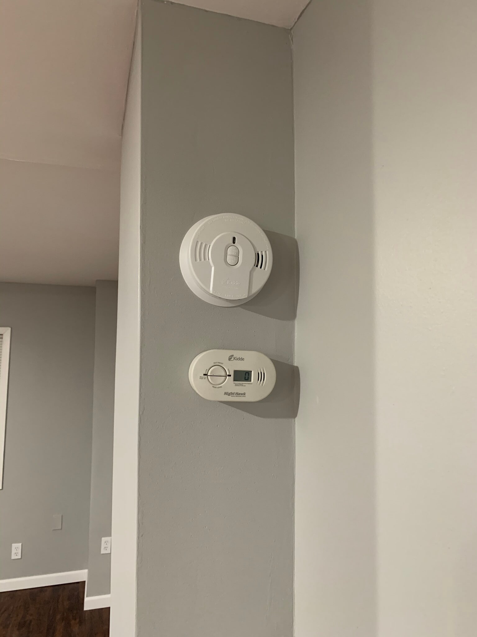 Building Photo - 398 Sunset Dr