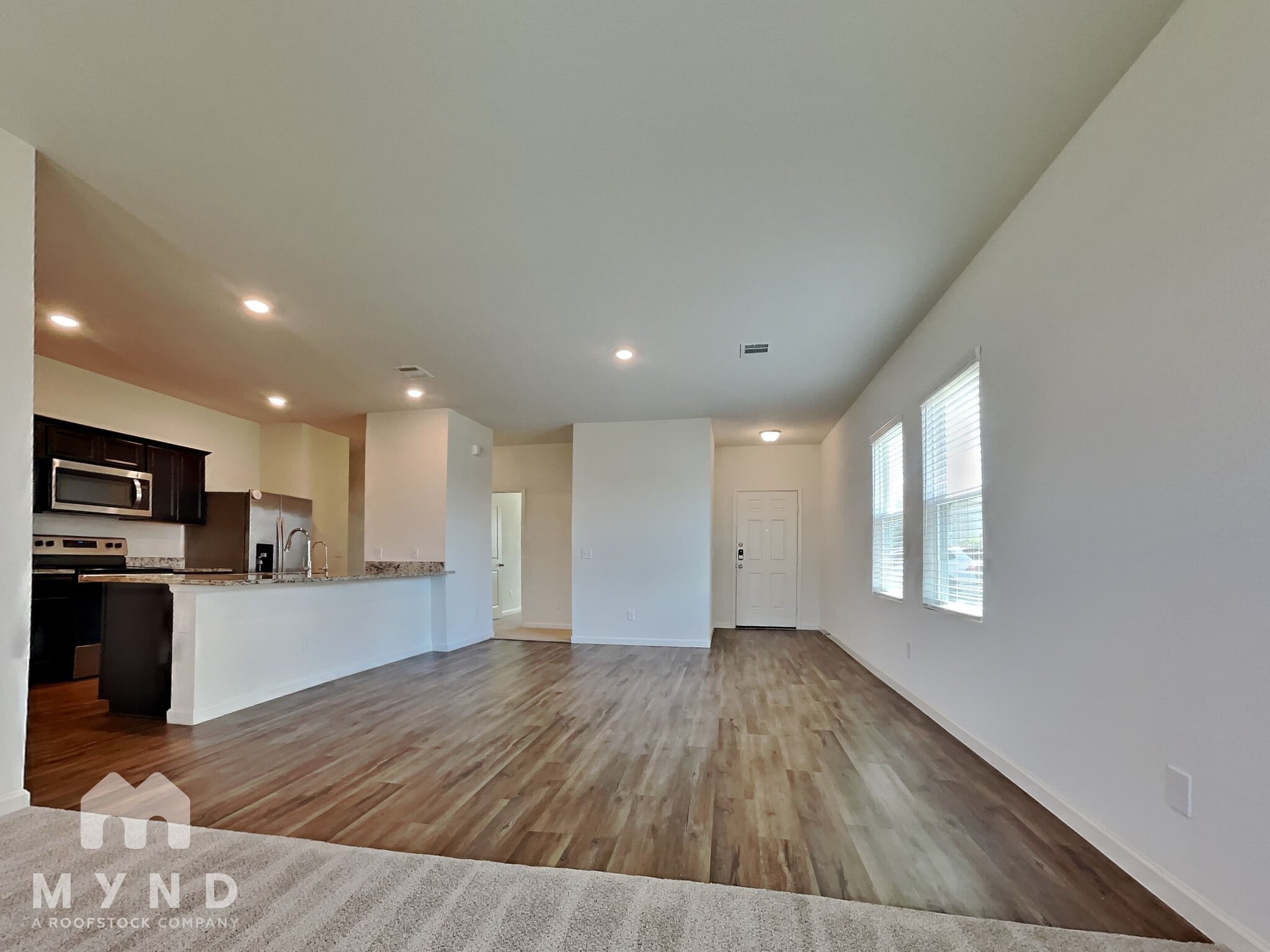 Building Photo - 1056 Banyon Tree Ln