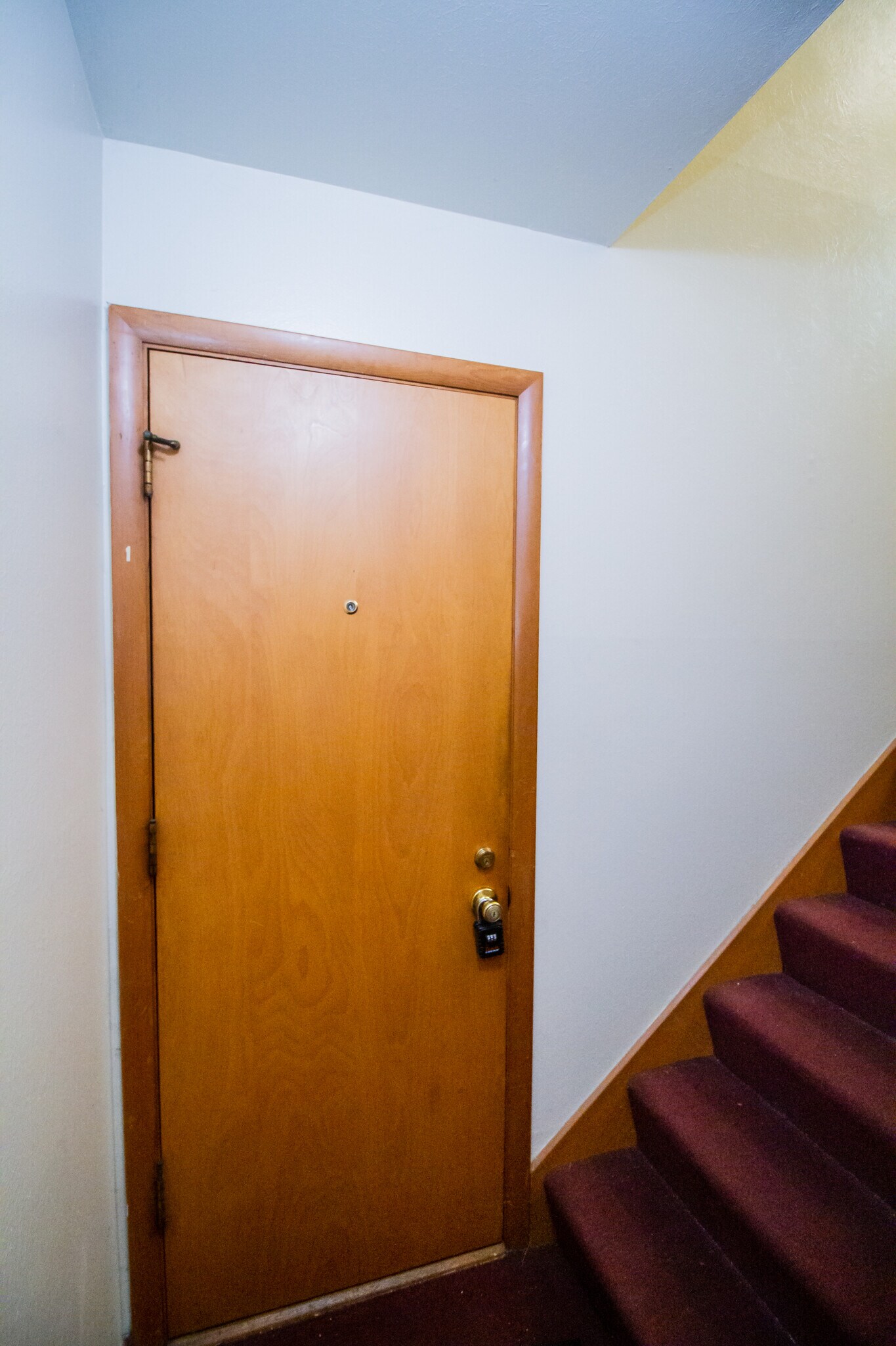 Building Photo - 3048 Carskaddon Ave